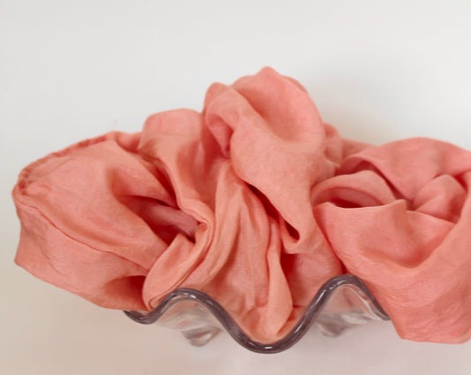 Dahlia Silk Scrunchie